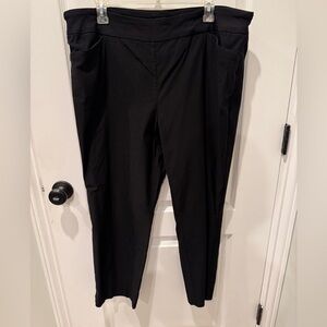 Hilary Radley Black Capri/Cropped pants